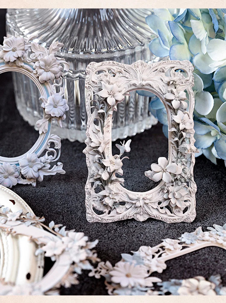 10Sheets/Bag Hollow Relief Retro Frame Collage Card European Flower Photo Frame Hand Account Decoration Material