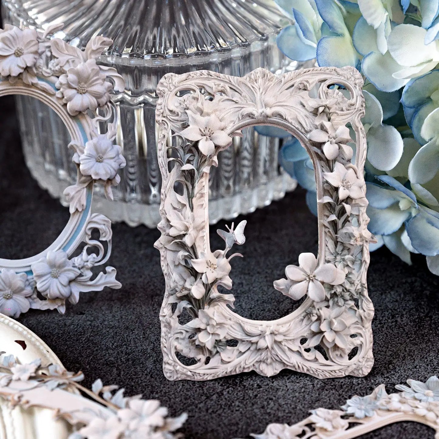 10Sheets/Bag Hollow Relief Retro Frame Collage Card European Flower Photo Frame Hand Account Decoration Material