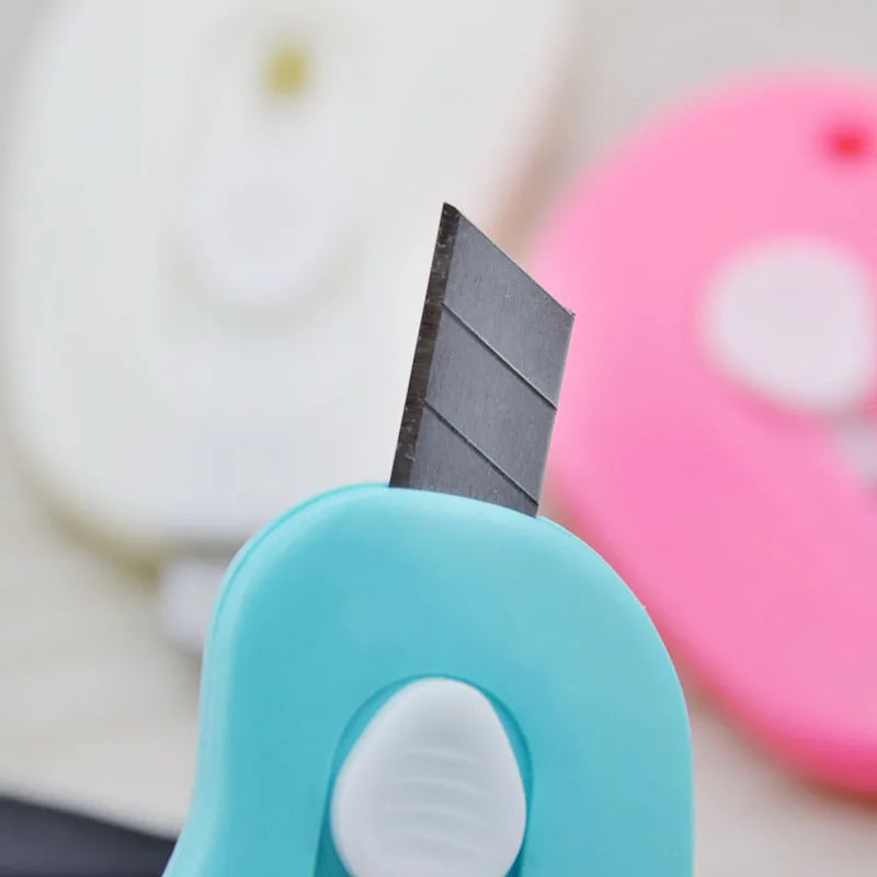 Kawaii Handy Mini art knife, mini student package box cutter, office paper cutter, wallpaper knife  Express Box Knife